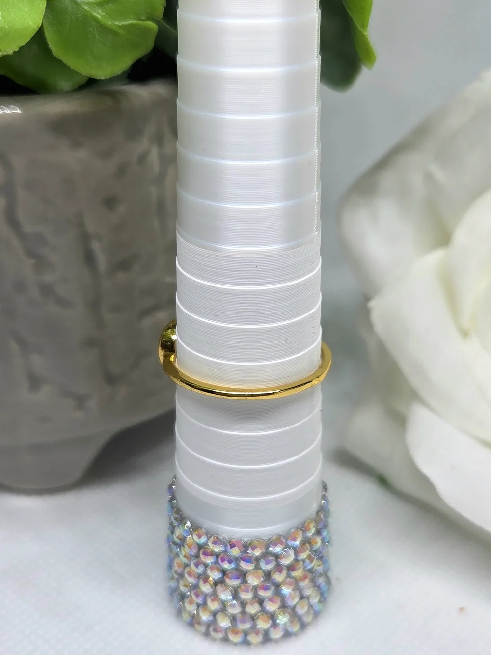 N/A elegant gold